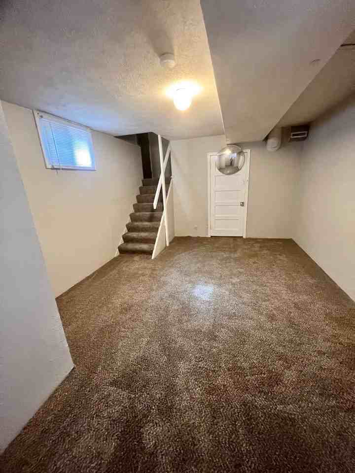 1112 N 50th Ave - Photo 6 of 20