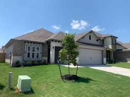 featured image of 7722 Merry Oaks Cove