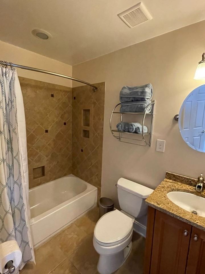 825 South Bouldin Street - Photo 5 of 28