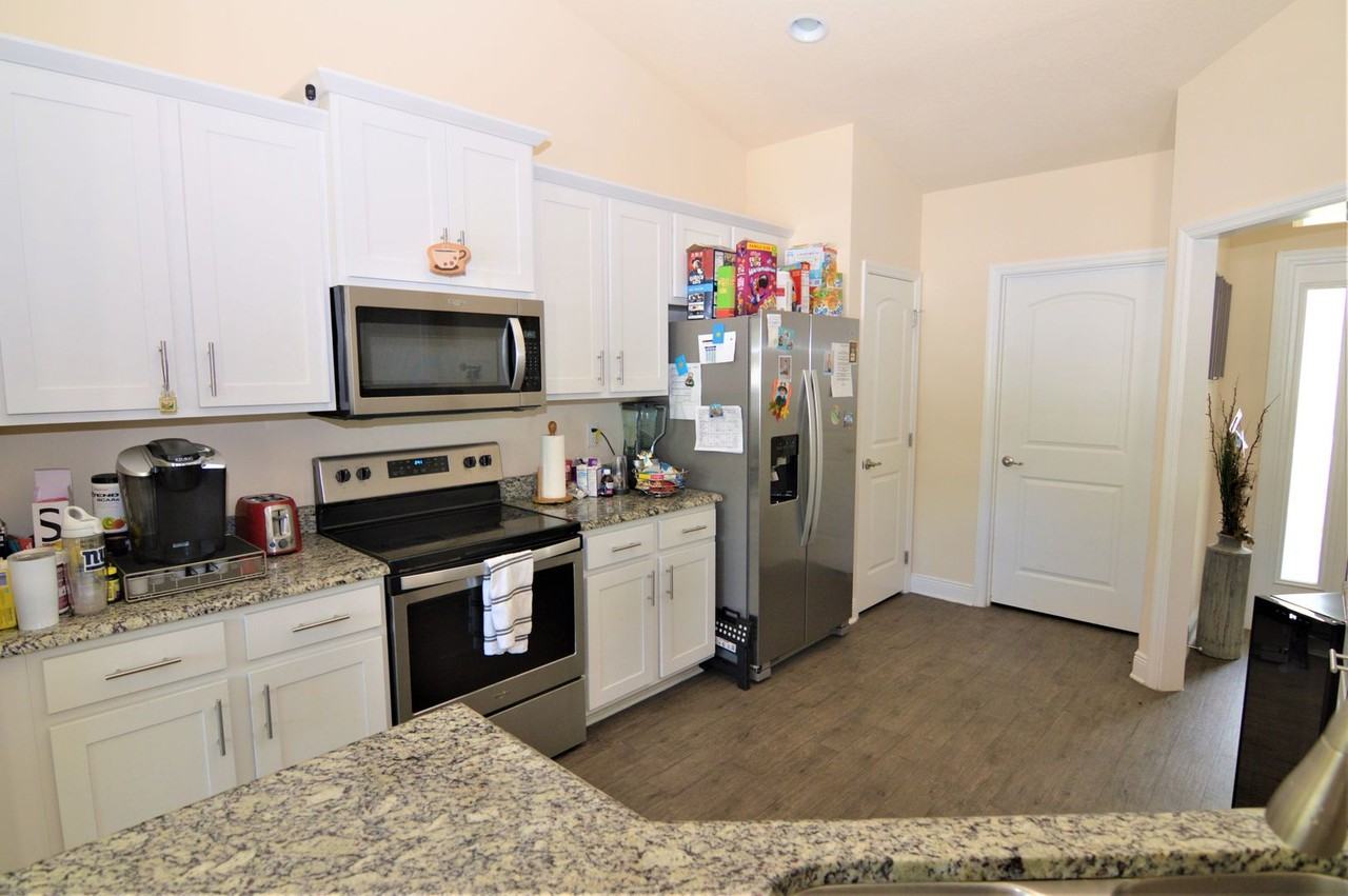 5803 Basswood Street - Photo 7 of 15