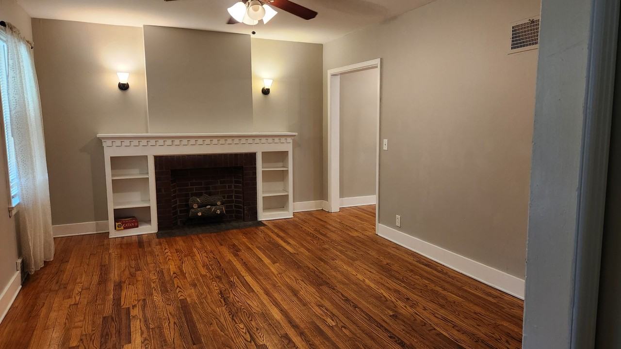 716 Bertrand St - Photo 3 of 15