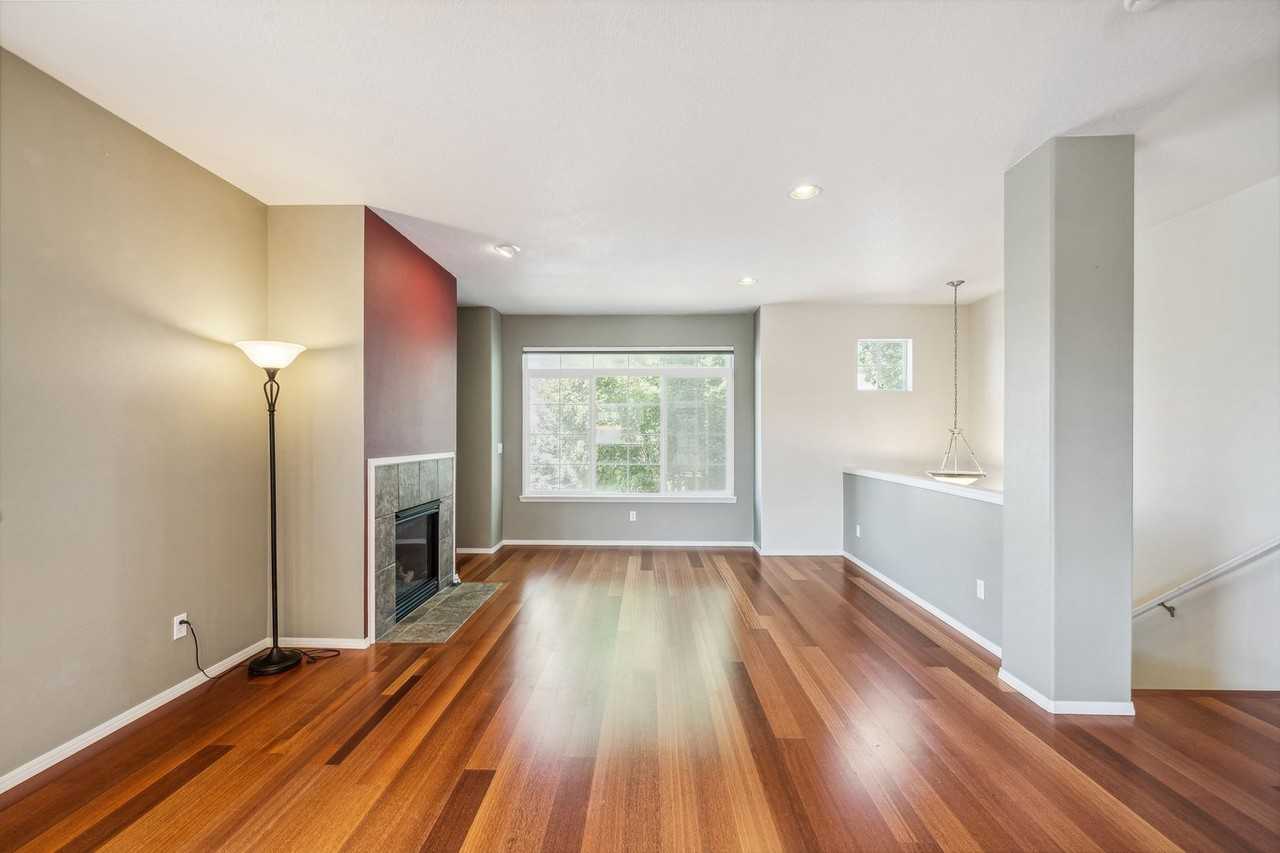 16884 Nw Shadow Hills Ln - Photo 5 of 32