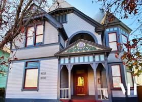 featured image of 1030 W 23rd St