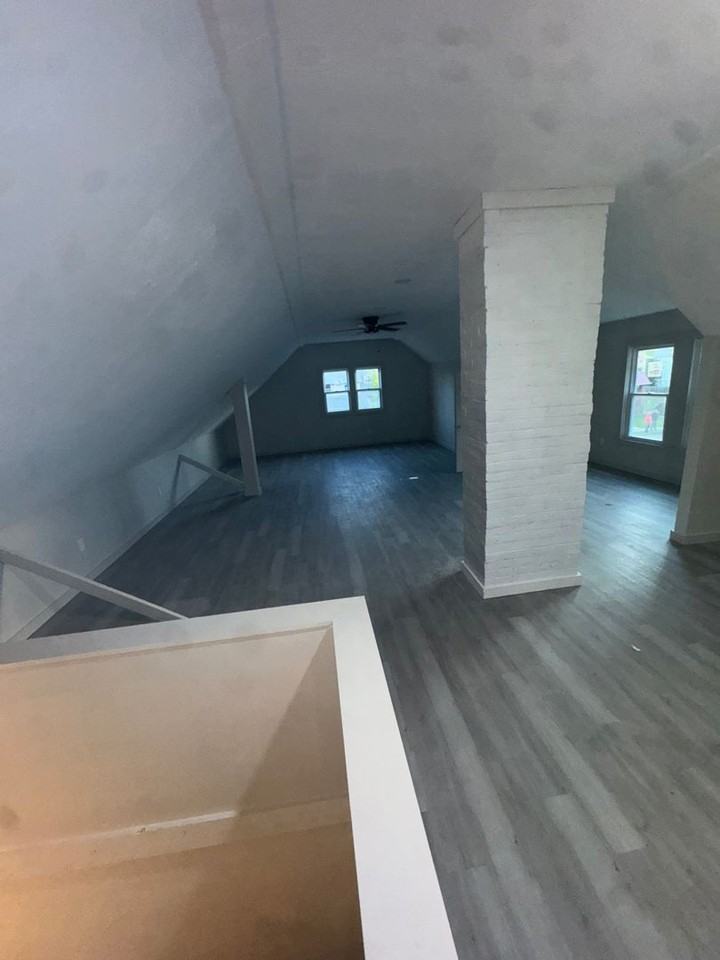 11401 Continental Avenue - Photo 2 of 23