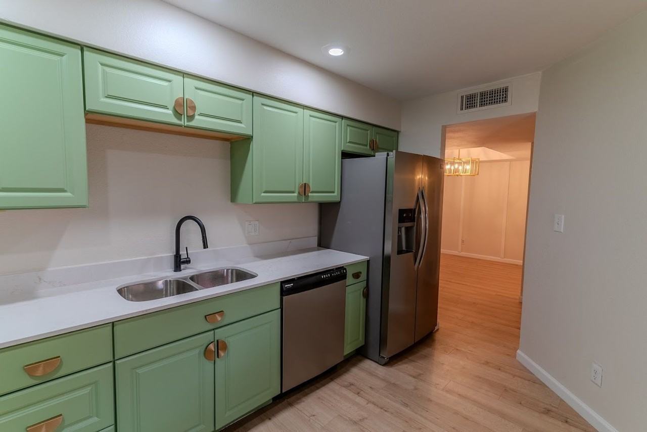 9450 N 94th Pl - Photo 3 of 21