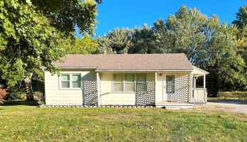 featured image of 208 Myron Ave