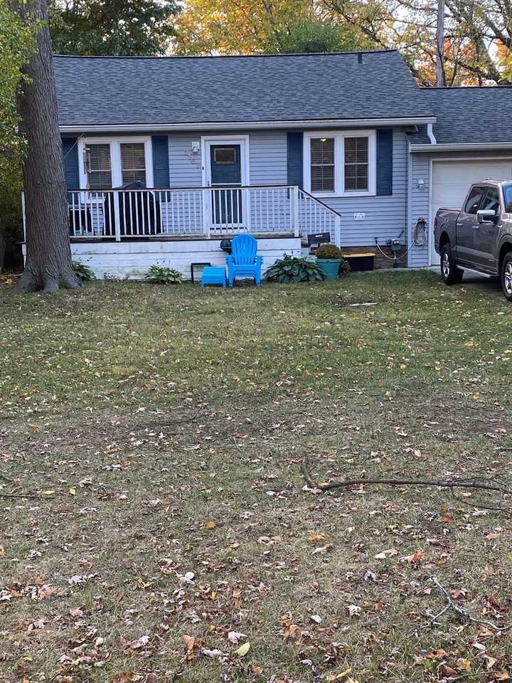 3167 Warick Road - Photo 2 of 17