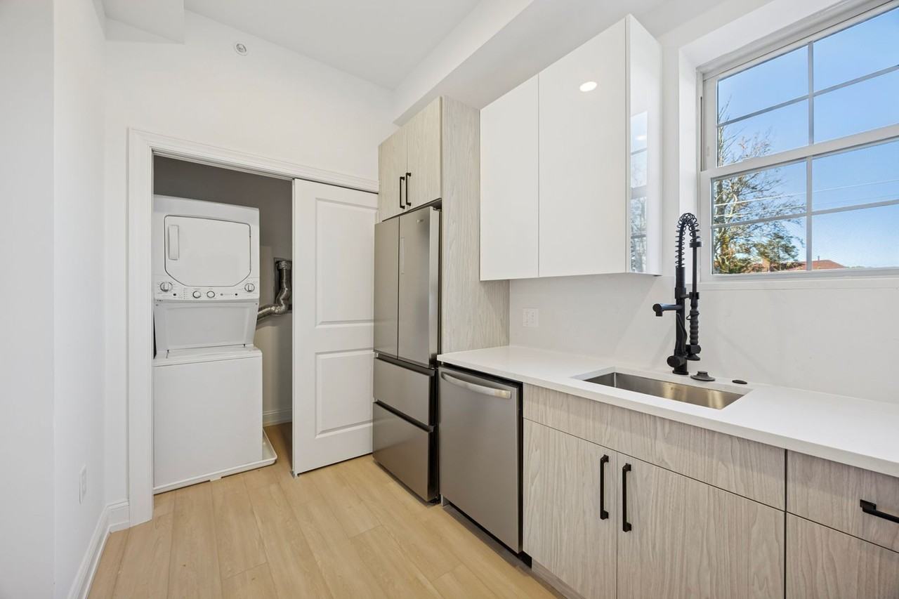 6399 Drexel Rd - Photo 4 of 33