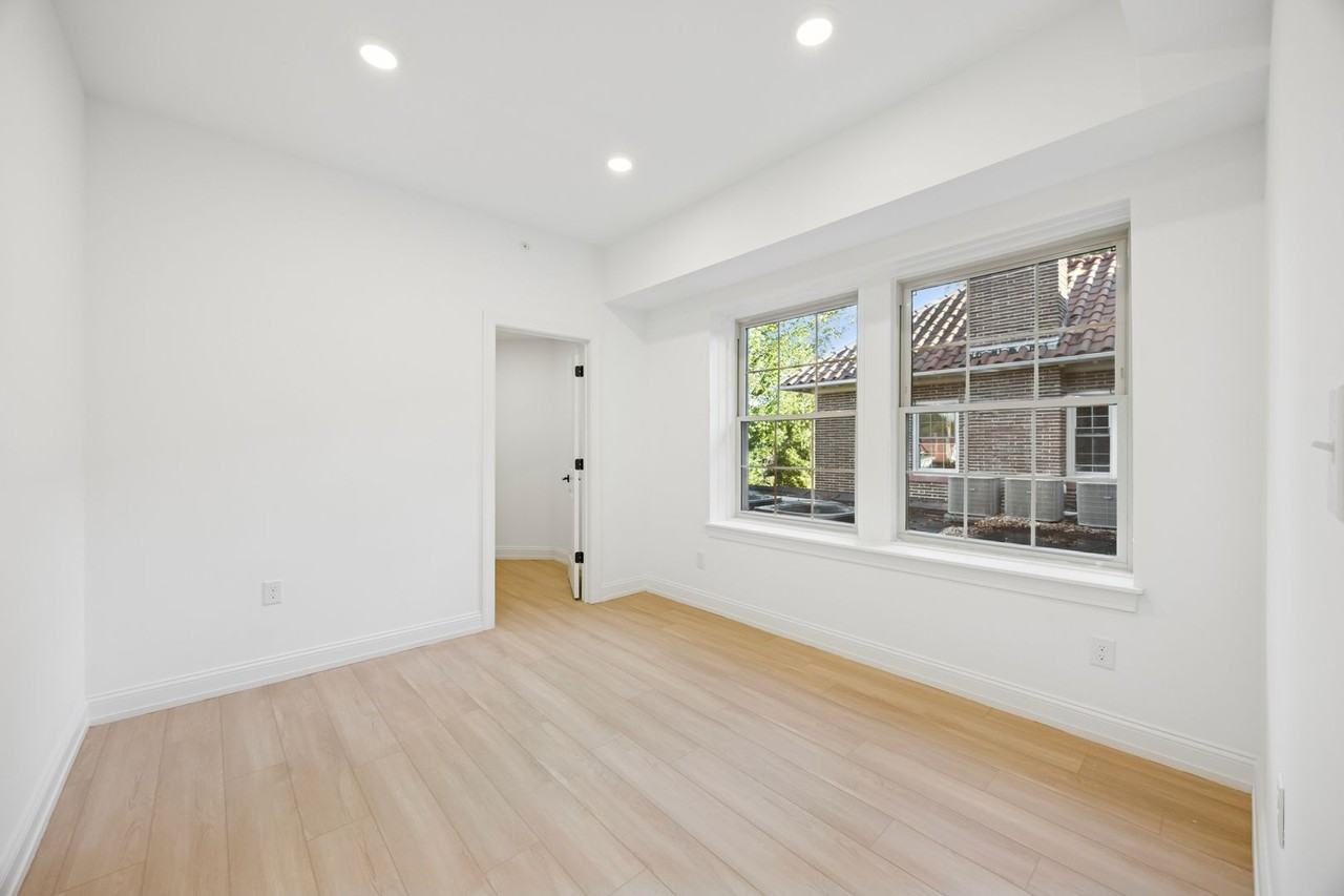 6399 Drexel Rd - Photo 5 of 33