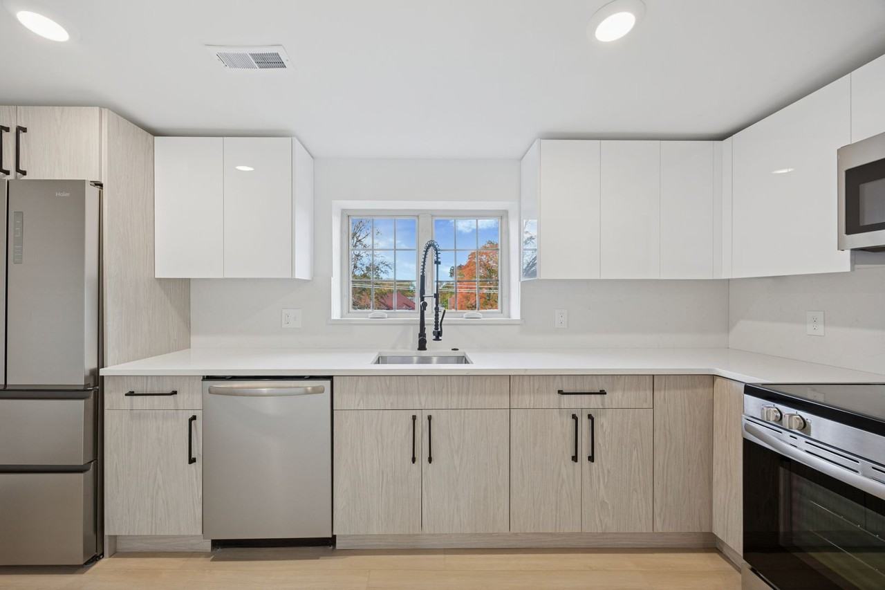 6399 Drexel Rd - Photo 3 of 50