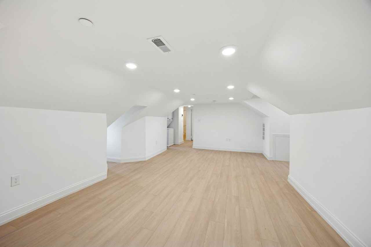 6399 Drexel Rd - Photo 5 of 50