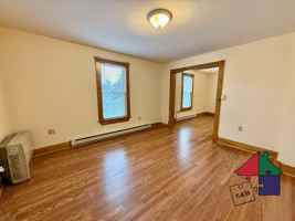 featured image of 2 School St