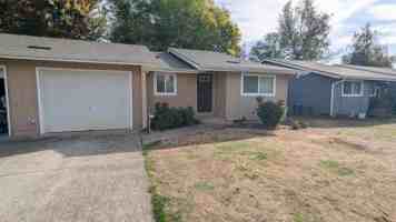 featured image of 341 Aaron Ct Ne