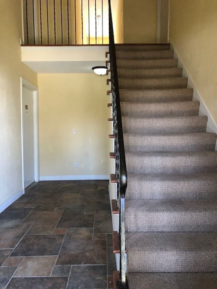 5881 Ryewyck Dr - Photo 7 of 8