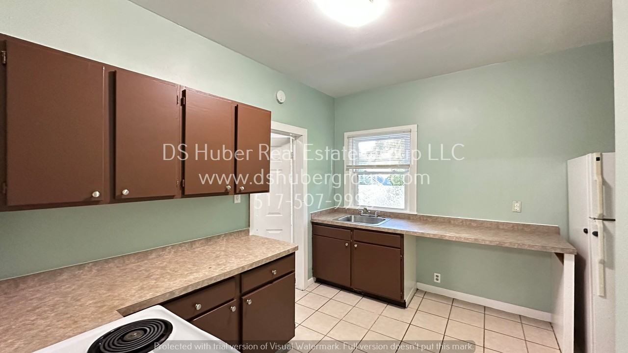 923 Cleveland St - Photo 2 of 13