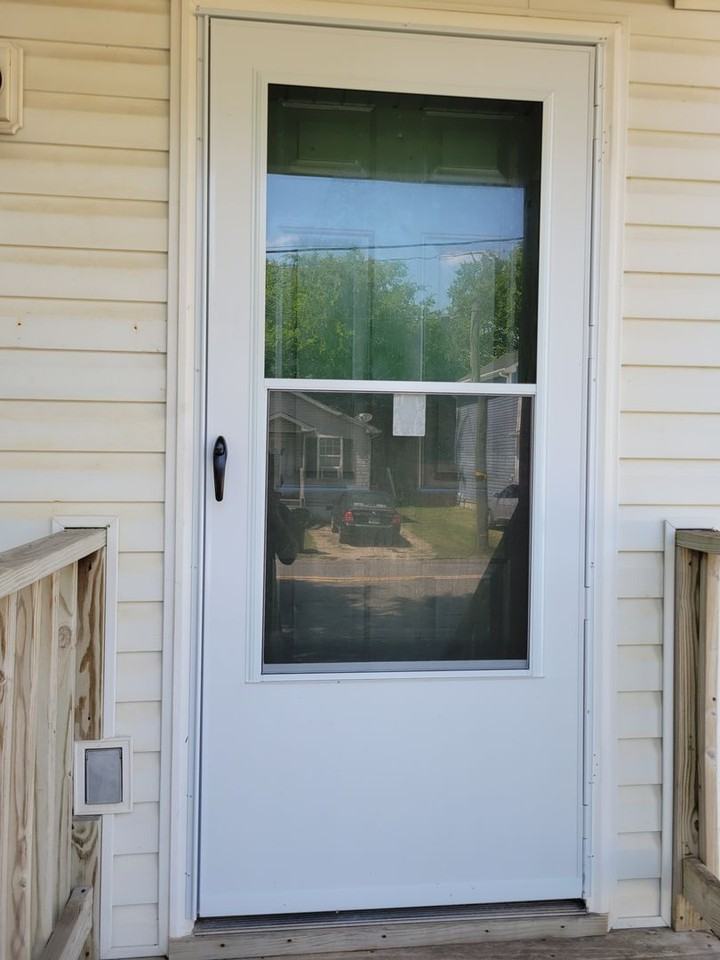 409 Hunter St - Photo 3 of 33