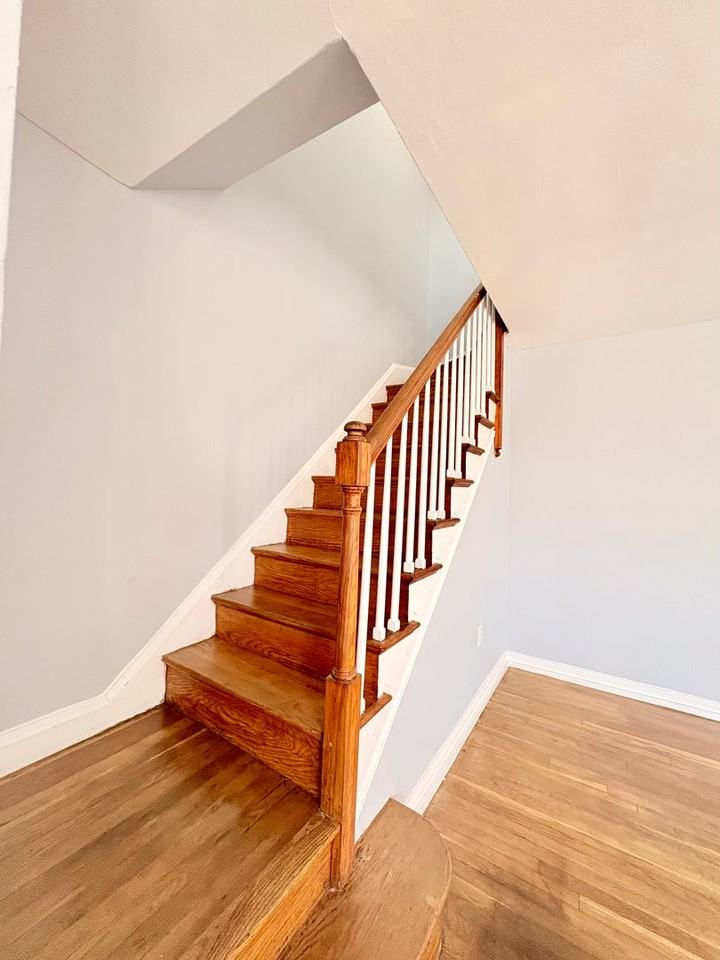 5448 Addington Rd - Photo 4 of 19