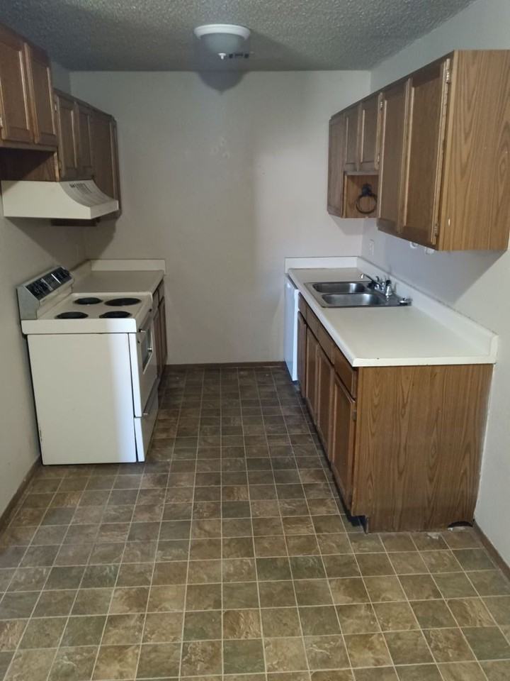 8404 S Camay Ave - Photo 4 of 5