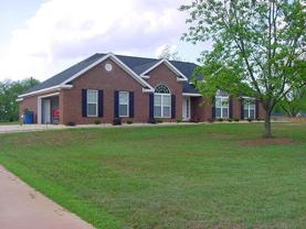 215 Ambleside Dr - Photo 1 of 1