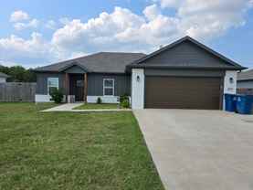 3832 Skylane Ave - Photo 1 of 1