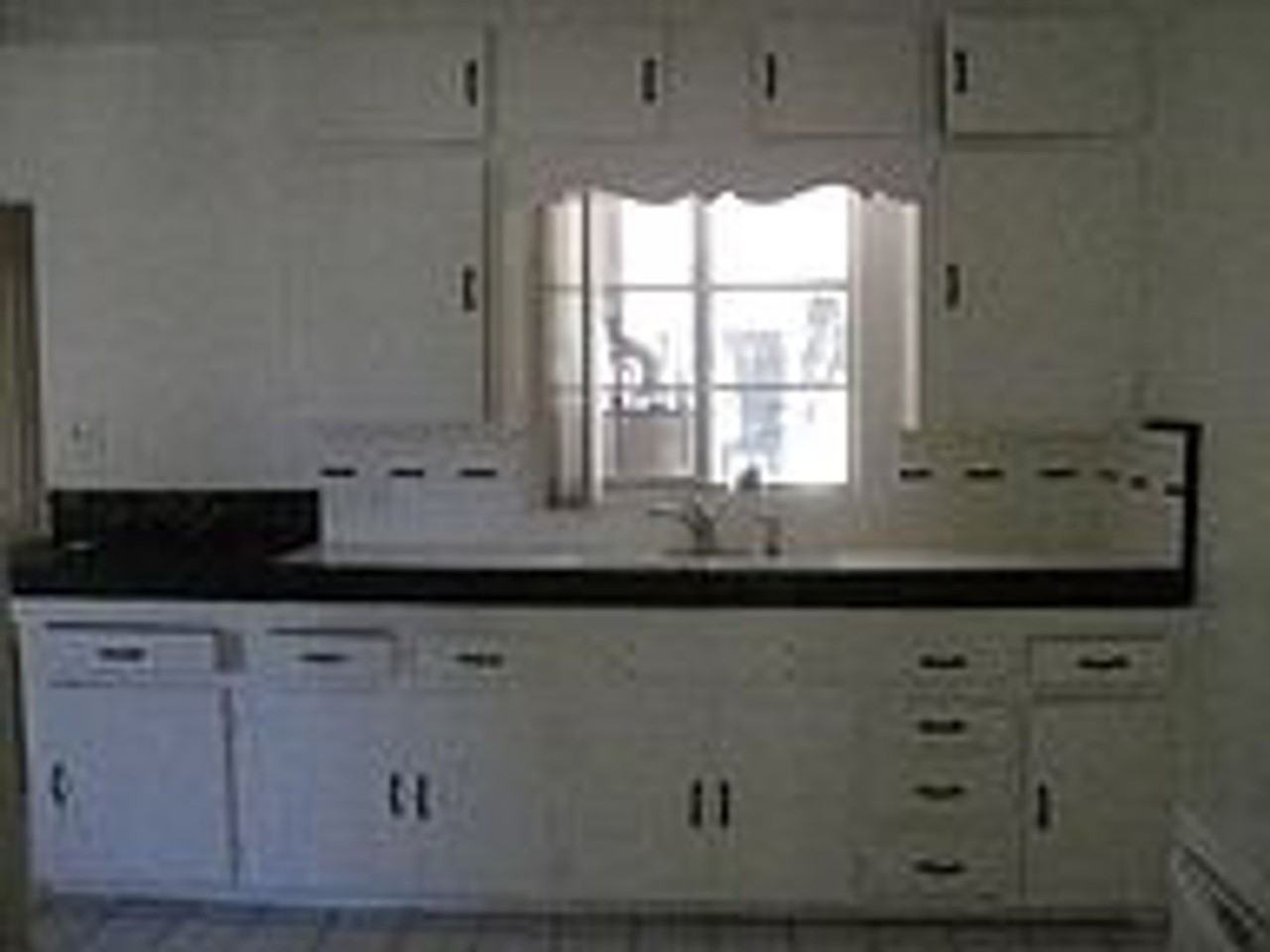 1602 East Williams Street - Photo 5 of 16