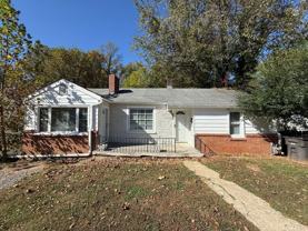 1320 Miller St - Photo 1 of 1