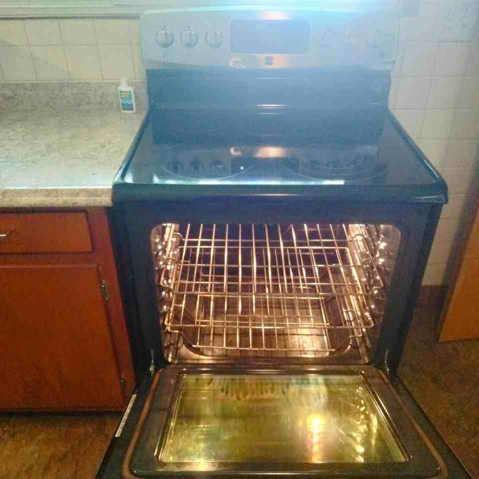 1125 Walker Avenue - Photo 4 of 18