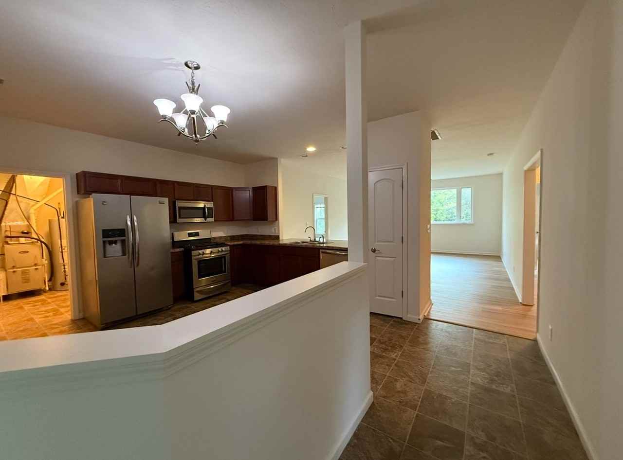 3209 Jasmine Court - Photo 5 of 16