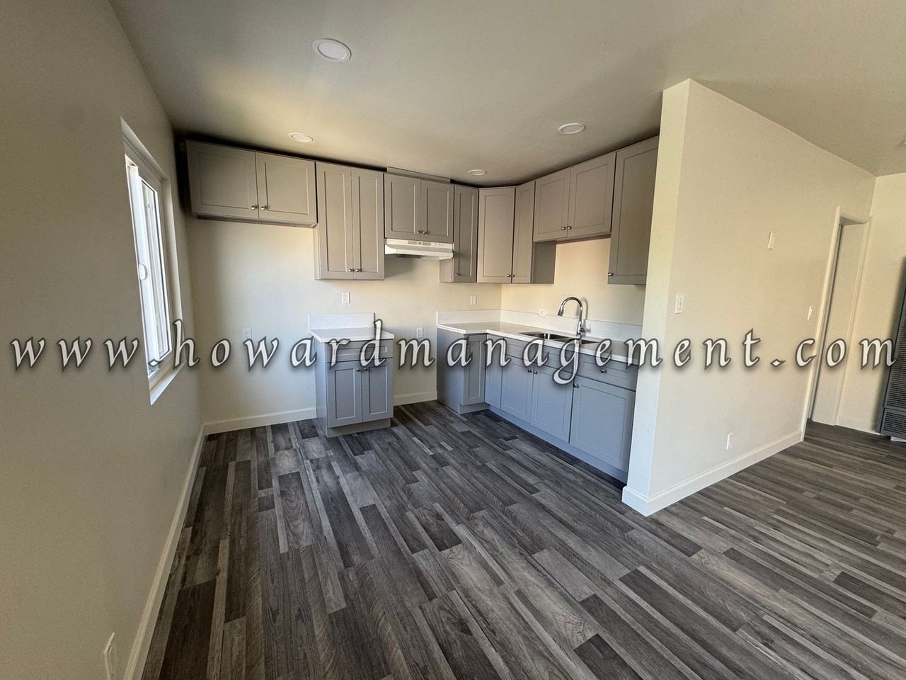 4240 S Centinela Ave - Photo 6 of 19