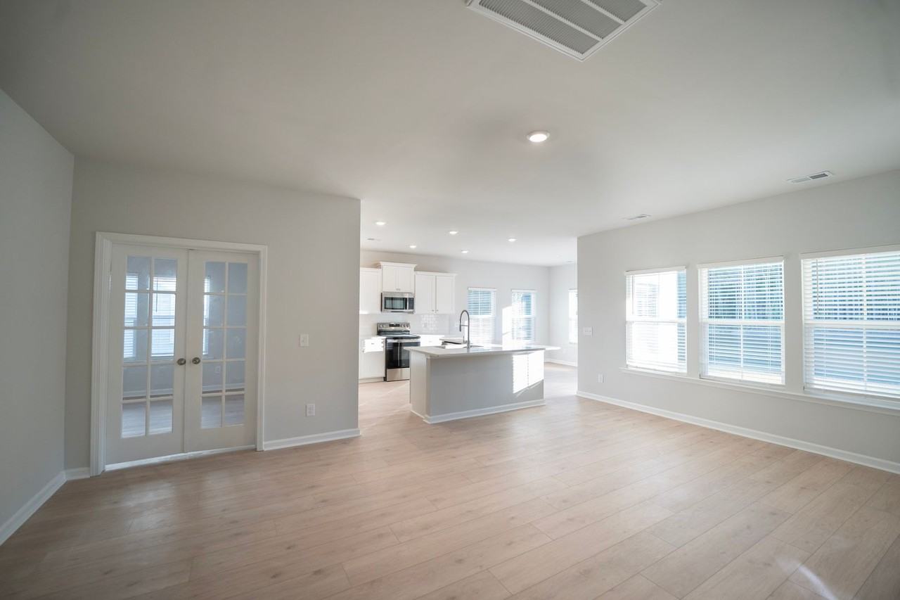 780 Blue Moon Xing - Photo 6 of 33