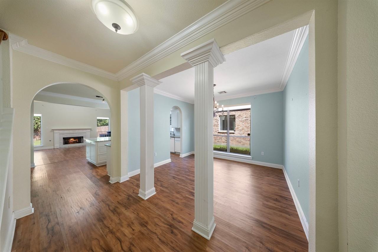 3316 Grassy Lake Drive - Photo 3 of 15