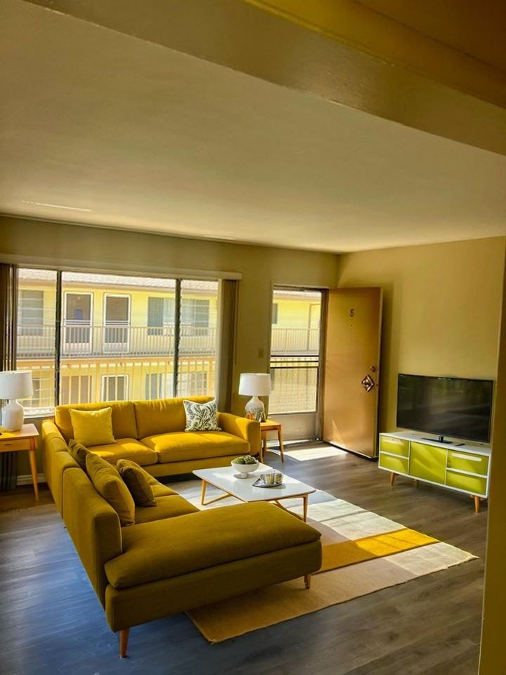 Boynton - Photo 4 of 13