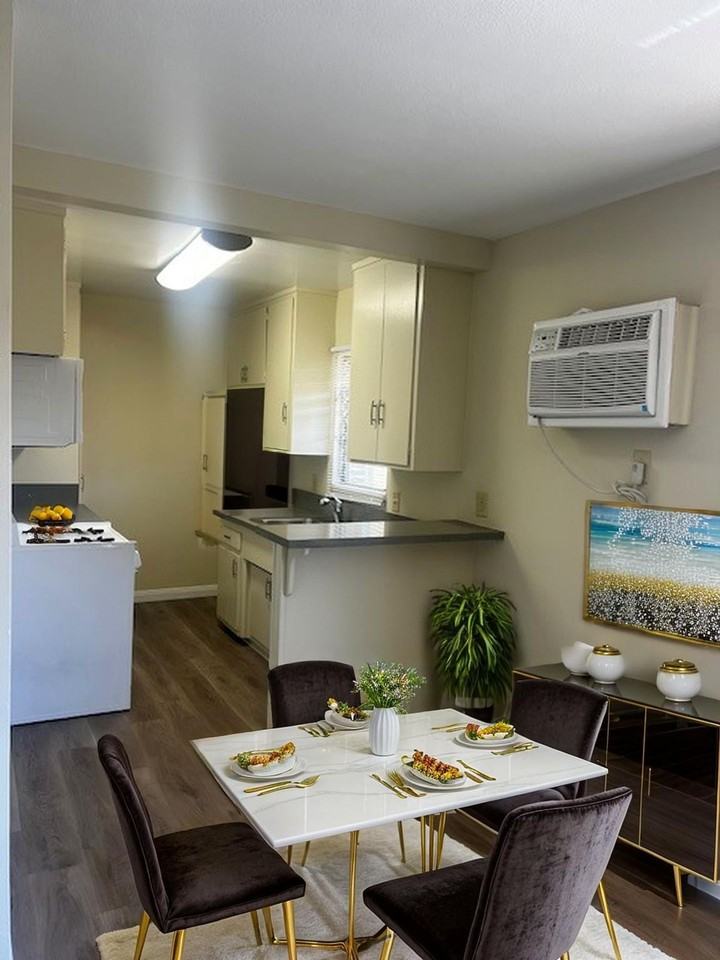 Boynton - Photo 6 of 13