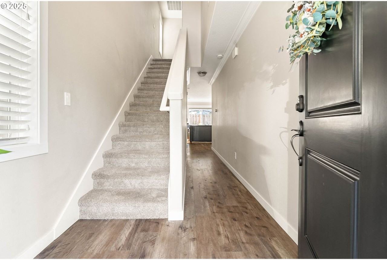 831 Nw 2nd Ave - Photo 3 of 37