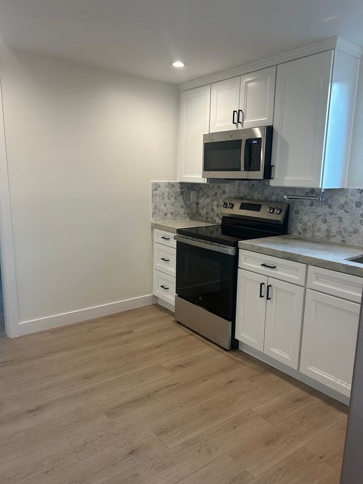 1309 East Mission Avenue - Photo 3 of 8