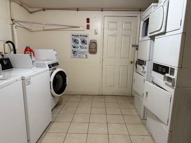 1 Charleston Ave ##19 - Photo 7 of 9