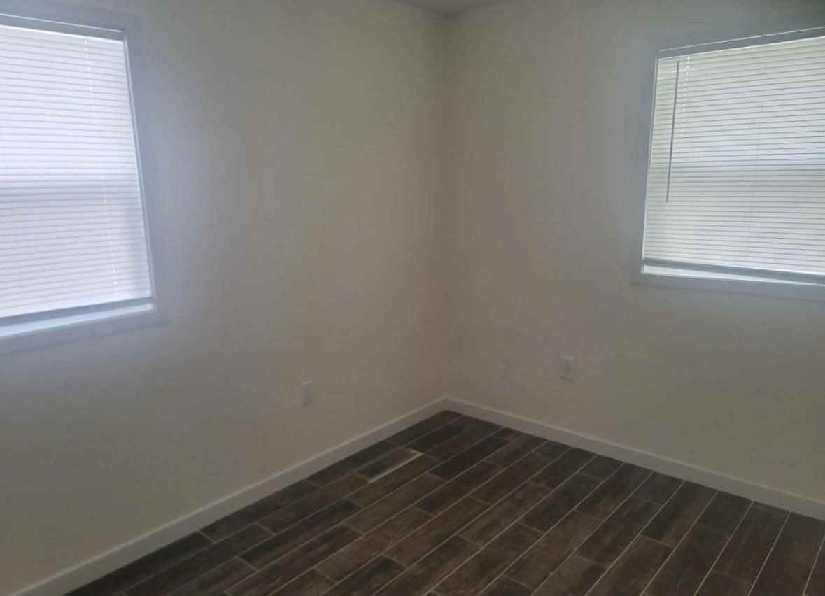 237 Ridgeland Ave #NA - Photo 5 of 7