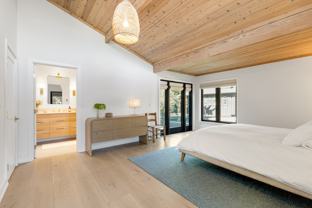 1015 W El Roblar Dr #NA - Photo 1 of 1