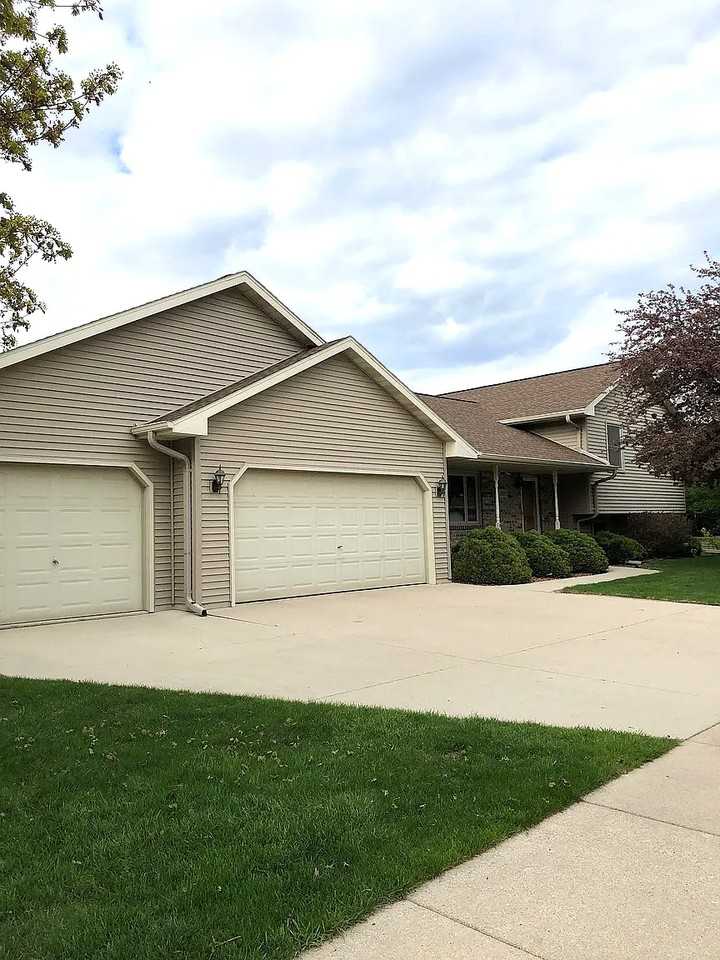 2810 Windhurst Dr #NA - Photo 2 of 7