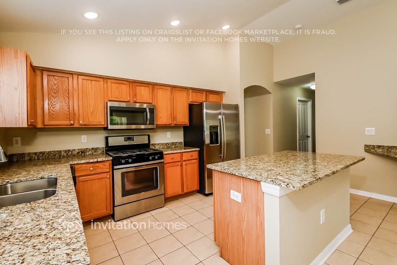 6638 Cambridge Park Drive - Photo 7 of 17