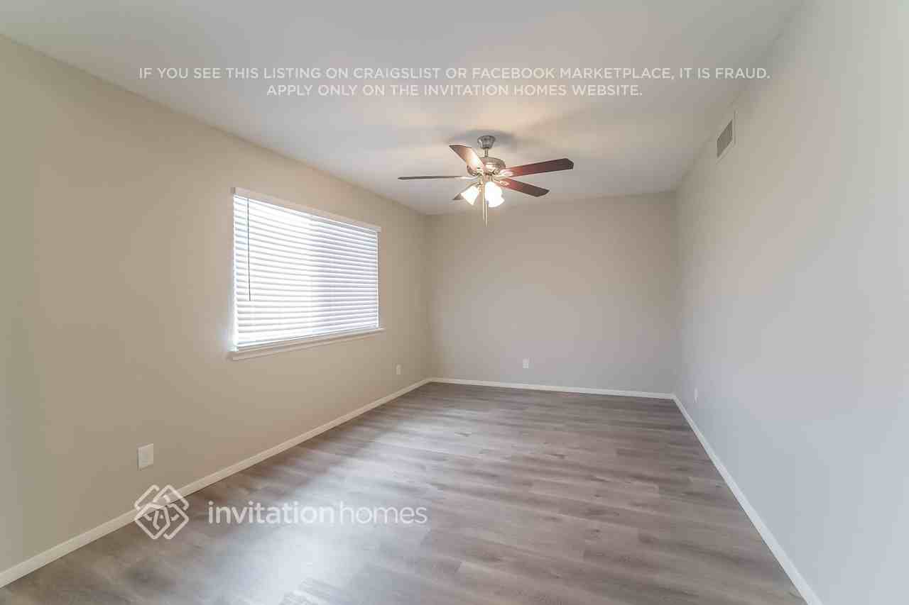 2913 East Dolphin Avenue - Photo 2 of 15