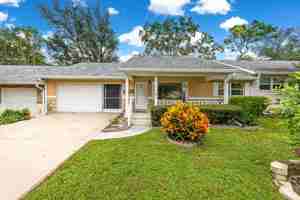 featured image of 8665 Sw 94th St