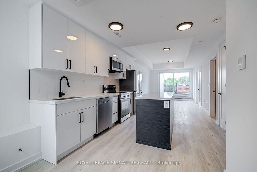 3039 Dundas Street West #PH7 - Photo 4 of 12