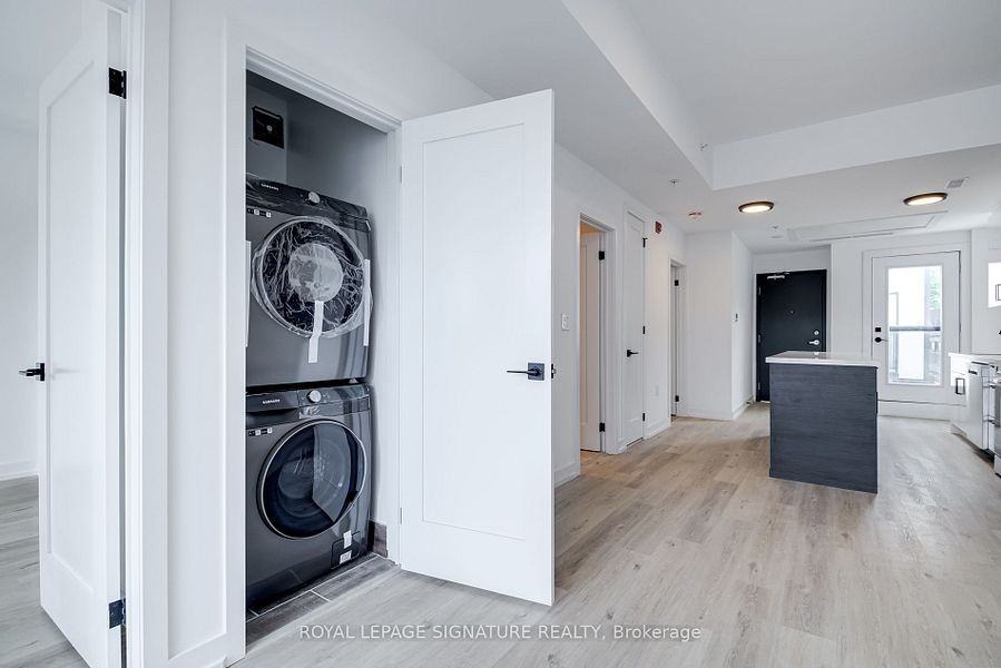 3039 Dundas Street West #PH7 - Photo 5 of 12