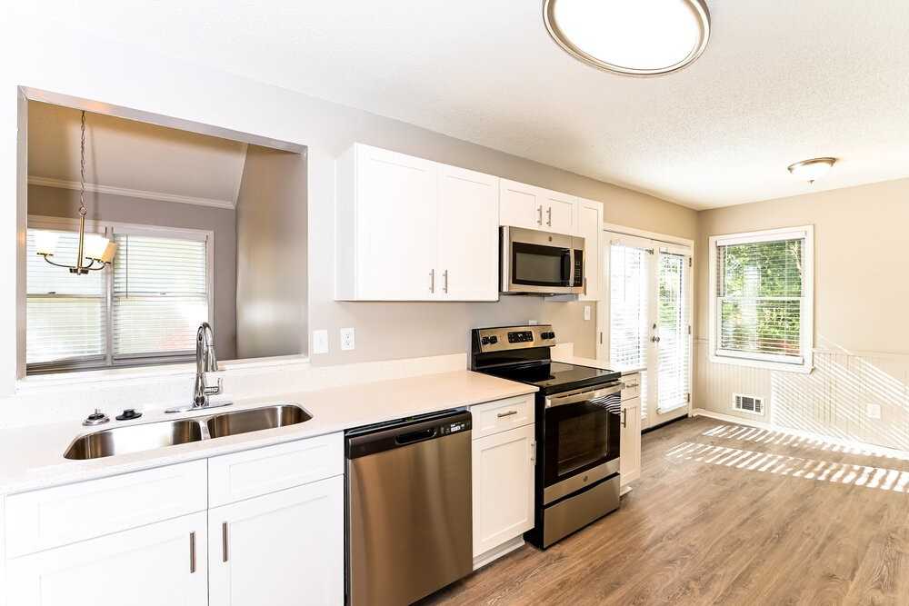 430 Rosehill Dr - Photo 6 of 16