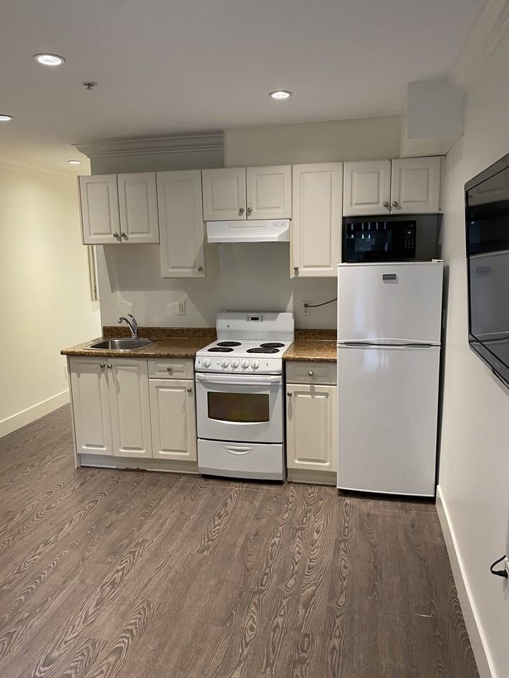 3365 Napier Street - Photo 2 of 5