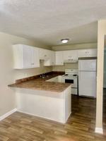 featured image of 185 Ester Ln