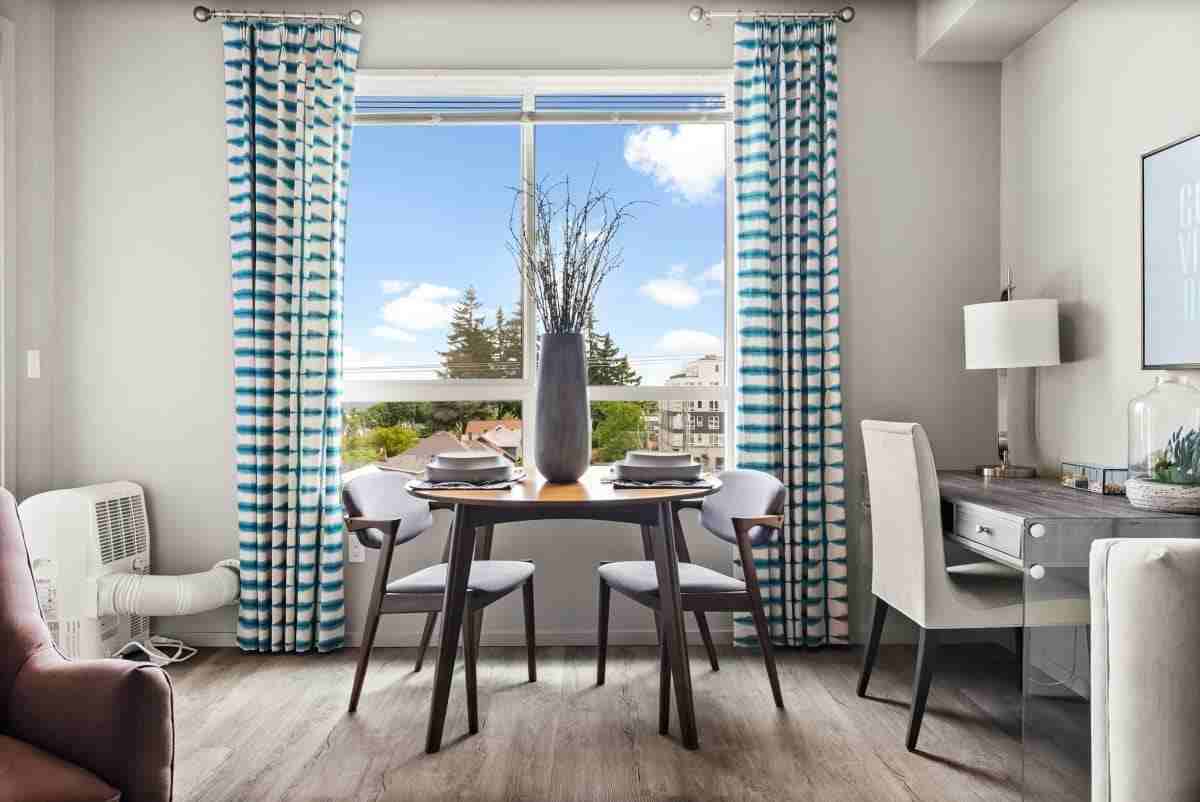 3910 N 28th St - Photo 7 of 50