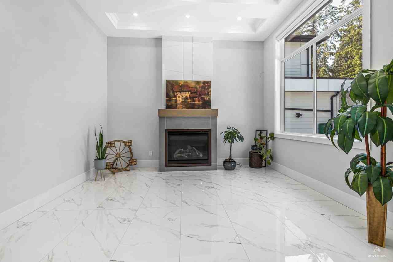 20264 27a Ave Uppr - Photo 7 of 40