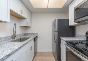 featured image of 2877 E Broad St